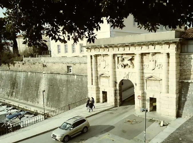 Appartement Jazine1 *